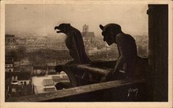 Paris CPA Notre Dame Detail de la facade Nord