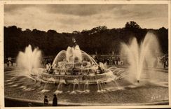 Versailles CPA Gardens of the palate Basin of Latone