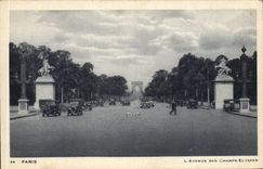 Paris CPA Which occurred of the Champs Elysees