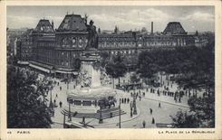 Paris CPA Places Republic
