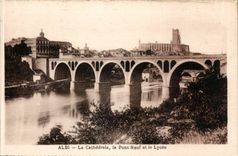 CPA Albi die Kathedrale die neue Brucke und die Hochschule