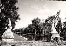 Fontaineableau MODERN CARD the park the canal