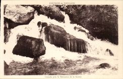 CPA Fountain of Vaucluse Cascadre close the Birth of the source