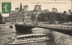 Paris CPA Pont d'Arcole et hotel de ville