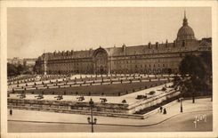 Paris CPA Frontage and garden of the hotel of Invalides