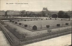 Paris CPA le jardin des Tuileries