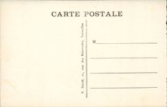 Versailles CPA the castle Frontage of large Trianon on the gardens