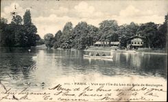 Paris CPA Vue sur l'ile du lac du Bois de Boulogne