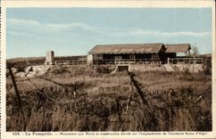 Pompelle - War memorial and construction raised on the site of the old farm of Algiers CPA
