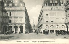 Paris - 1 - Place des Pyramides et Statue de Jeanne d'Arc - CPA 