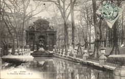 Paris CPA the Medicis fountain