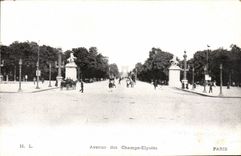 Paris CPA Which occurred of the Champs Elysees