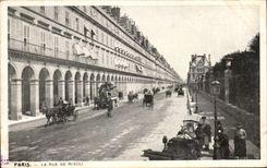 Paris CPA La rue de Rivoli