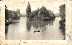 Paris CPA Le lac du bois de boulogne