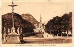 Lourdes - the Breton Martyrdom and Basilica CPA