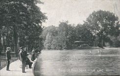 Paris - 16 - Bois de Bouogne - Le Lac - La Peche - Canne a Peche CPA 