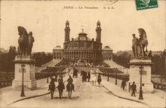 Paris - 16 - Le Trocadero - cheval - horse - CPA 