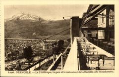 Grenoble - die Teleferic Bahnstation und die Gaststatte von Bastilleet Moucherotte CPA