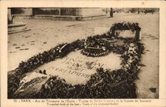 Paris - 8 - Arc de Triomphe of Etoile - Tomb of the Unknown Soldier and the flame of the Souvenir - the CPA