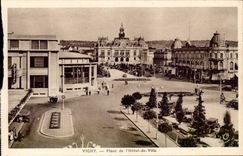 Vichy - Place de l'Hotel de Ville CPA 