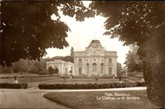 Paris CPA Bagatelle Le chateau Vu de derriere