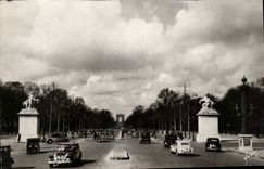 Paris - 8 - Avenue of the Elysees Fields - Arc de Triomphe - Etoile - automobile CPA