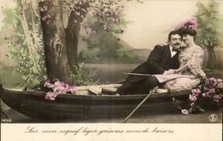 Fantaisie - Couple - floating romantic boat - CPA 