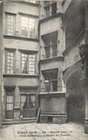 Old man Lyon CPA Street St Jean interior Court and vault of the gate