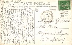 Old man Lyon CPA Street St Jean interior Court and vault of the gate