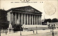 Paris CPA the House of Commons