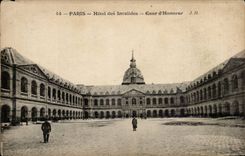 Paris CPA Hotel of Invalides the Main courtyard