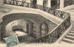 Paris CPA Sorbonne Large staircase