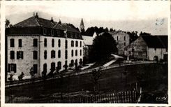 MODERN CARD Chatel House of holiday