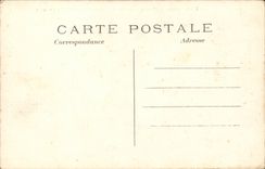 Paris CPA La rue de Rivoli et le jardin des Tuileries