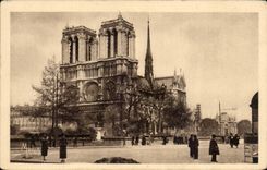 Paris CPA Notre Dame