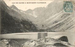 CPA Lake Gaube and Pattisson monument