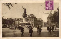 Paris - 10 - Place of the Republic - Mona CPA