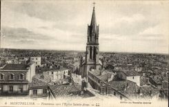 CPA Montpellier Panorama vers l'eglise Sainte Anne