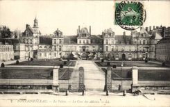 CPA Fontainebleau the palate court of the Good-byes