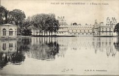 CPA Palate of Fontainebleau the pond of carps