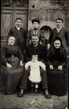 CPA Real photo Family (folklore costume)