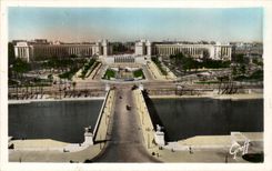 MODERN CARD Paris Palate of Chaillot