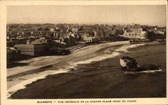 CPA Biarritz Vue generale de la grande plage prise du phare (lighthouse)