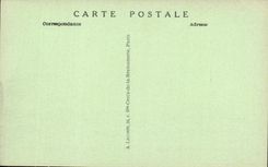 CPA Paris Trocadero seen under the Eiffel Tower