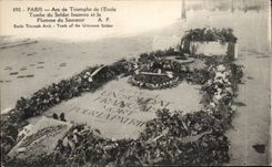 CPA Paris Arc triumphs over the Tombe star from the unknown soldier and the flame from the memory