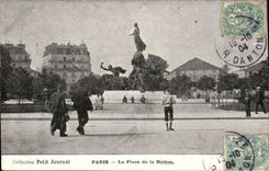 Paris CPA La place de la Nation