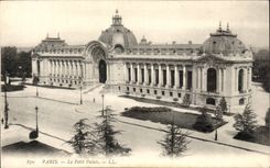 Paris CPA the small palace