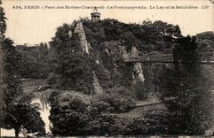 CPA Paris Park of the Chaumont Hillocks the suspended bridge the lake and the view-point