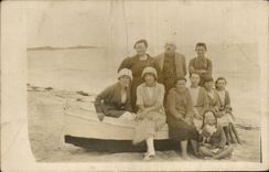 CPA Real photo Family with the beach