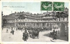 Paris CPA La place du Palais Royal